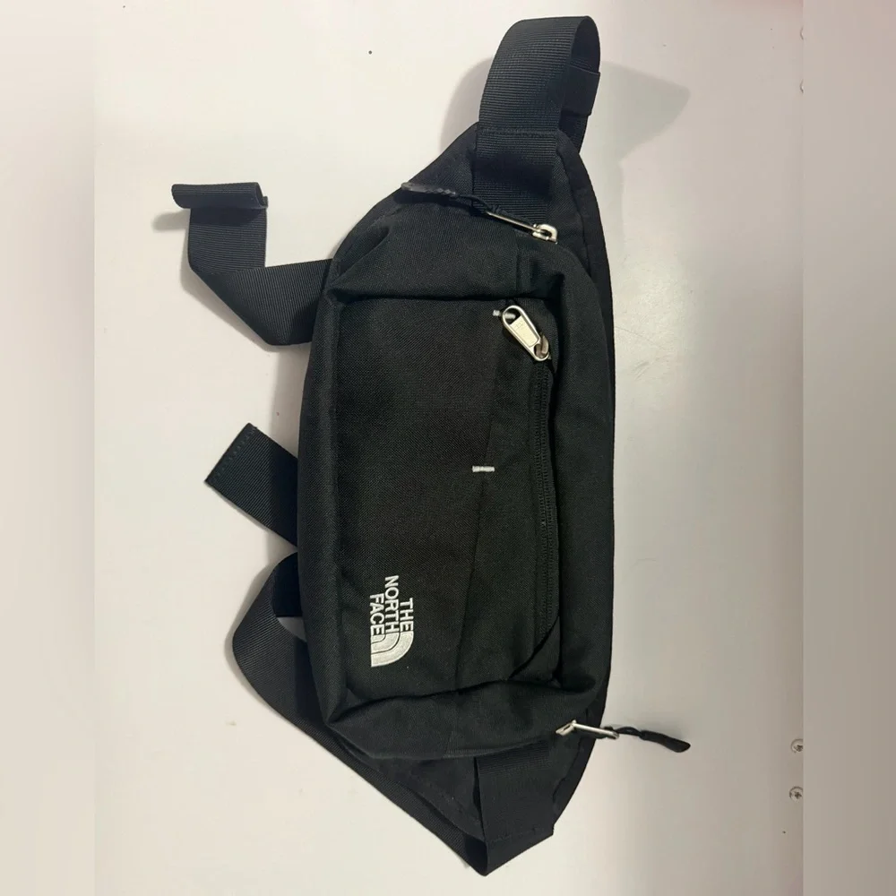 Unisex/ The North Face Black Belt Waist Pack